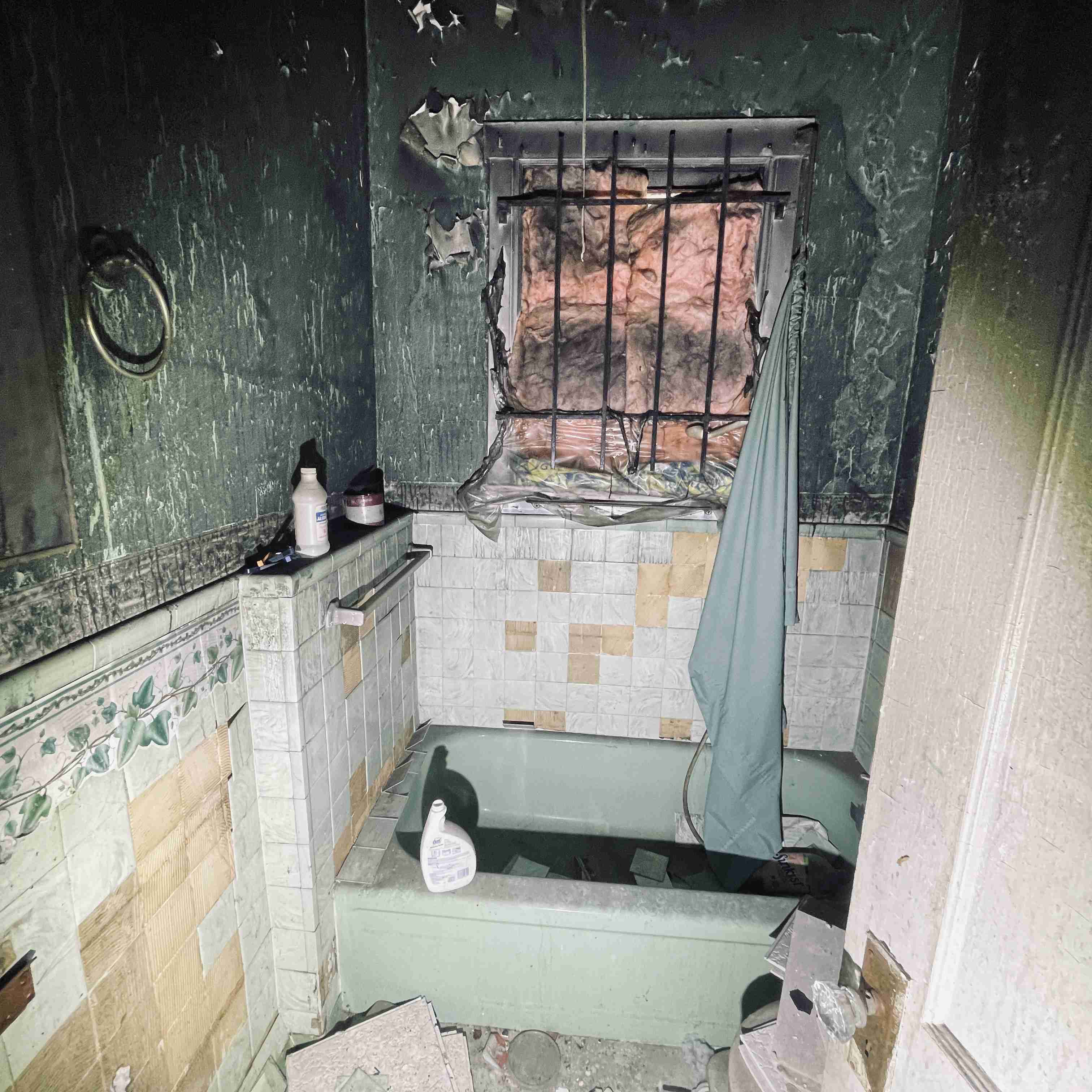 1060 Meldrum (43).jpg